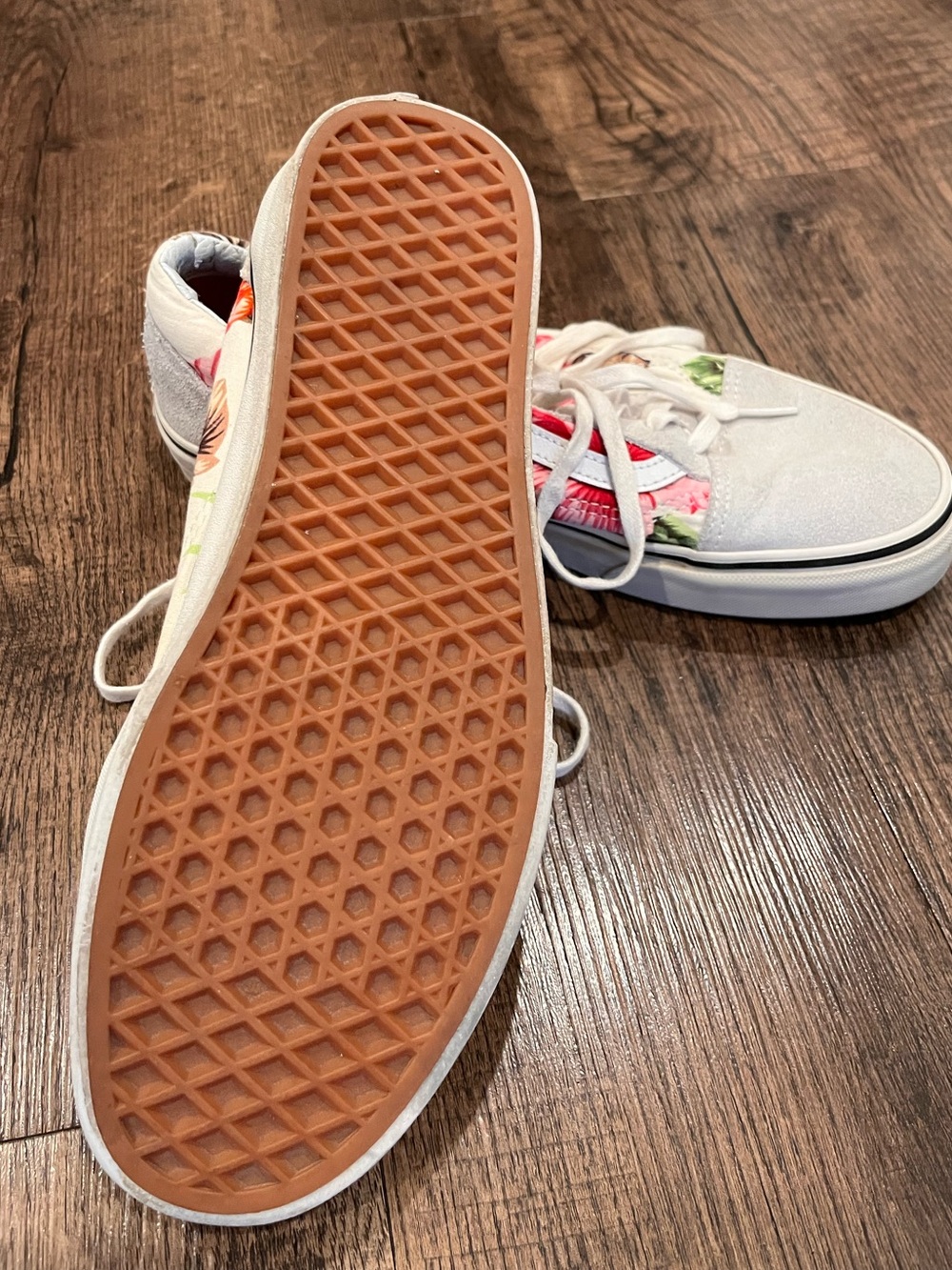 Vans - Picture 4 of 6